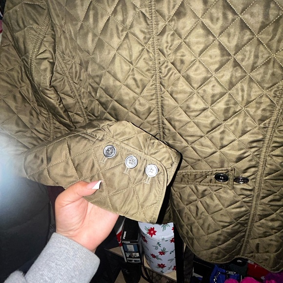 Burberry Britt Quilted Jacket - Picture 9 of 9